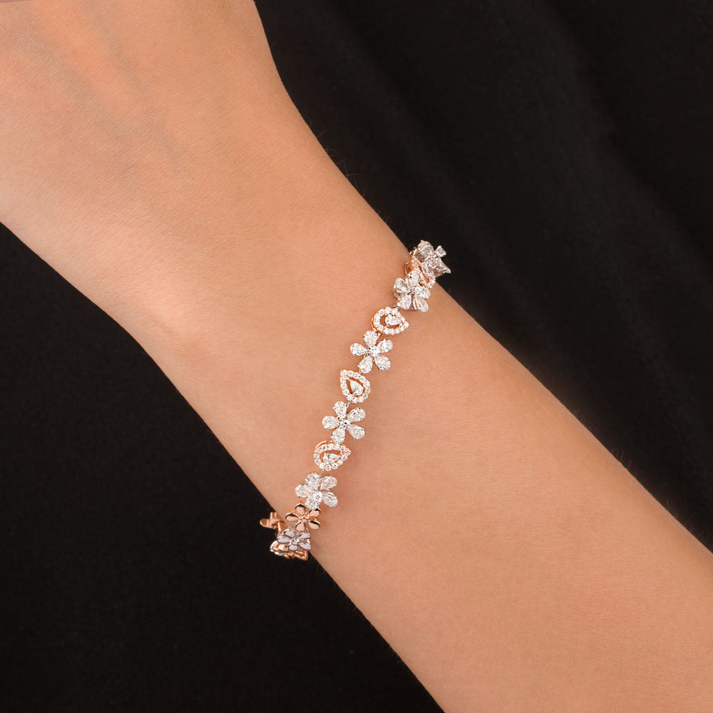 18K Two Tone Gold Diamond Bracelet - 3.507ct VVS-VS-FG