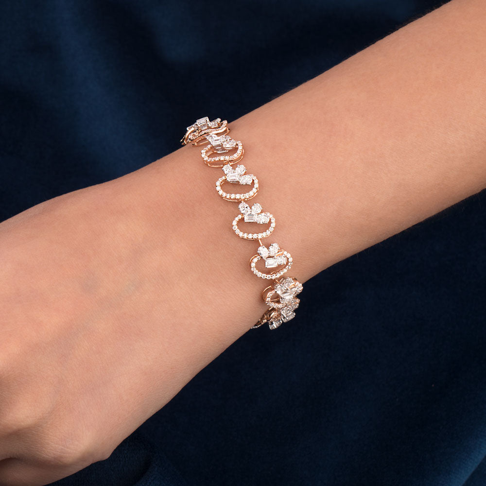 18K Two Tone Gold Diamond Bracelet - 6.643ct VVS-EF