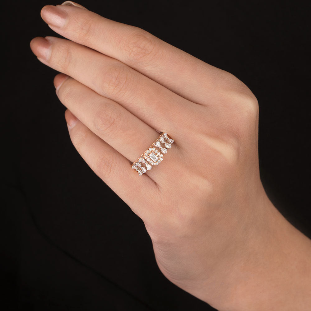18K Two Tone Gold Diamond Ring - 0.596ct VVS-FG