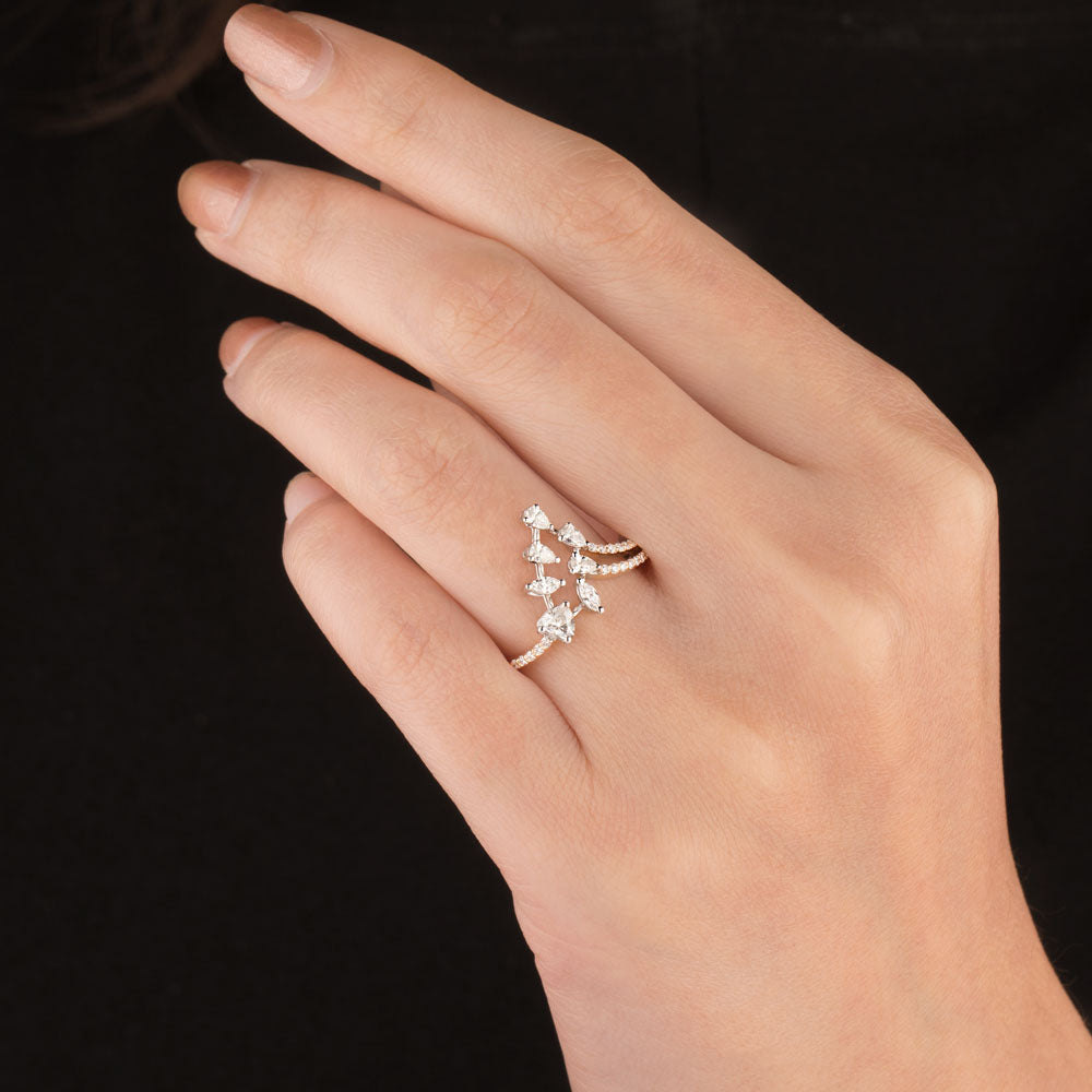 18K Two Tone Gold Diamond Ring - 0.56ct VVS-FG
