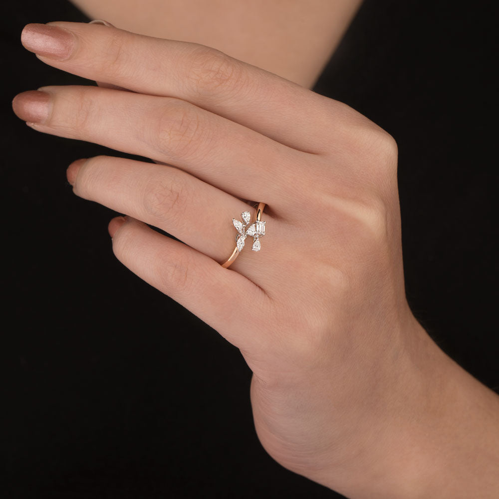 18K Two Tone Gold Diamond Ring - 0.271ct VVS-FG