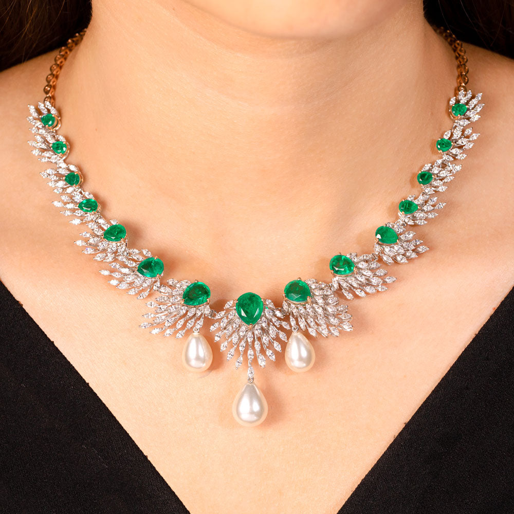 18K Two Tone Gold Diamond Necklace - 6.98ct VVS-EF with Colour Stones