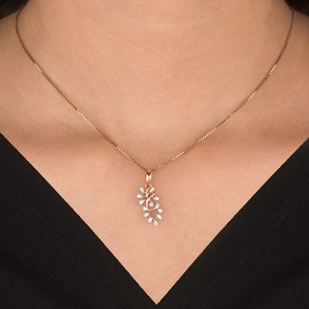 18K Two Tone Gold Diamond Pendant - 0.27ct VVS-EF