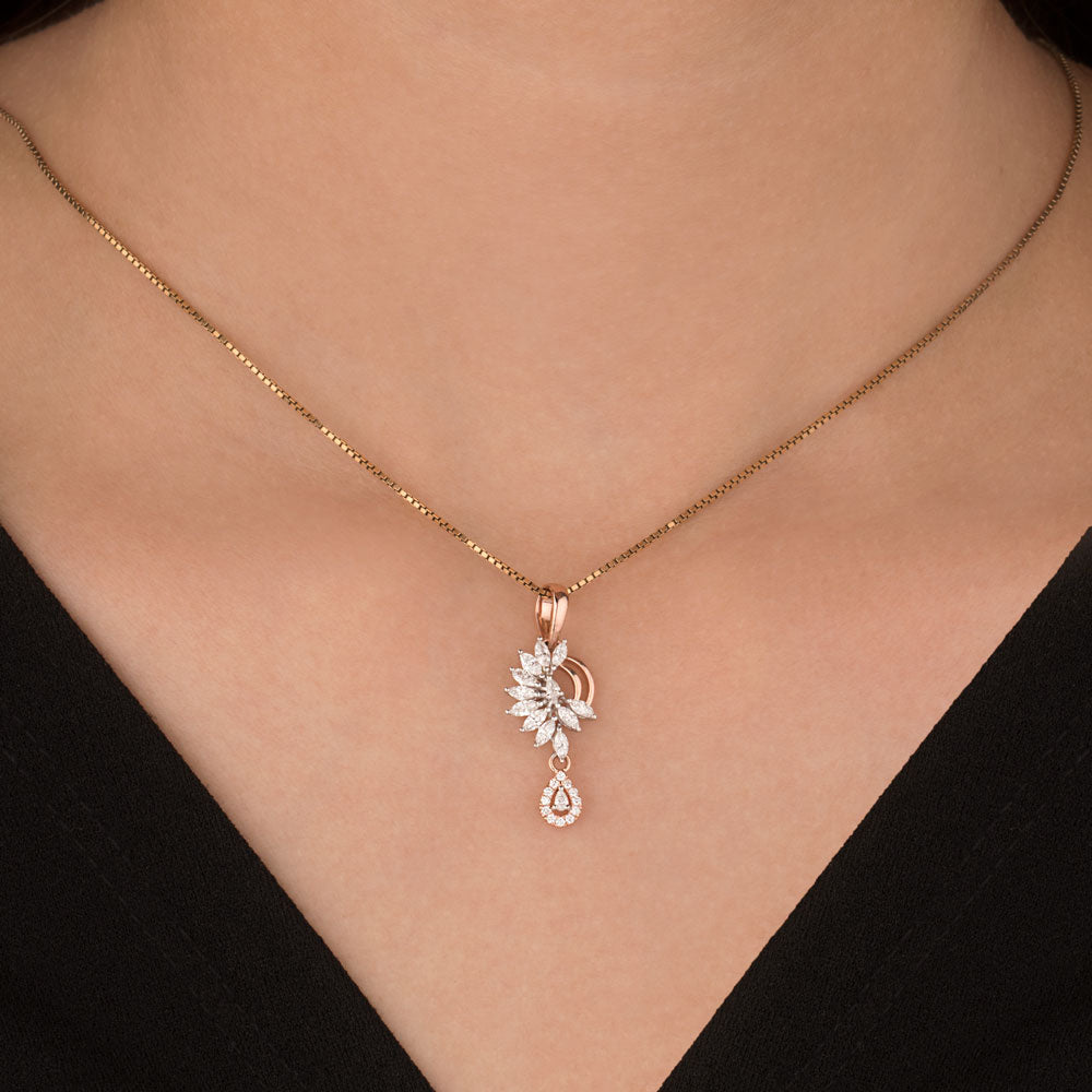 18K Two Tone Gold Diamond Pendant - 0.52ct VVS-EF