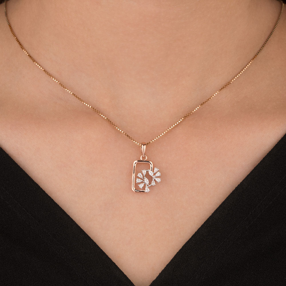 18K Two Tone Gold Diamond Pendant - 0.44ct VVS-EF