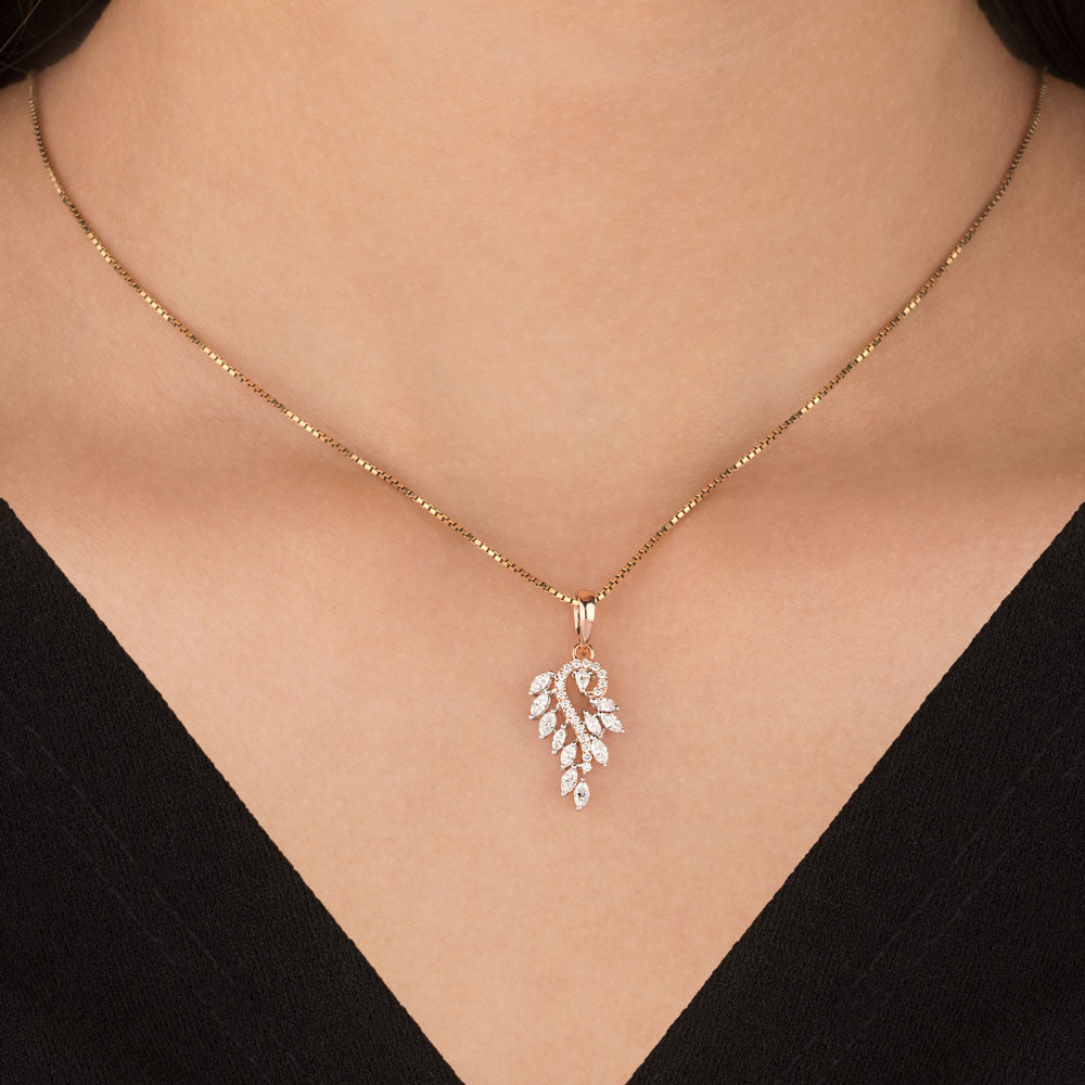 18K Two Tone Gold Diamond Pendant - 0.58ct VVS-EF