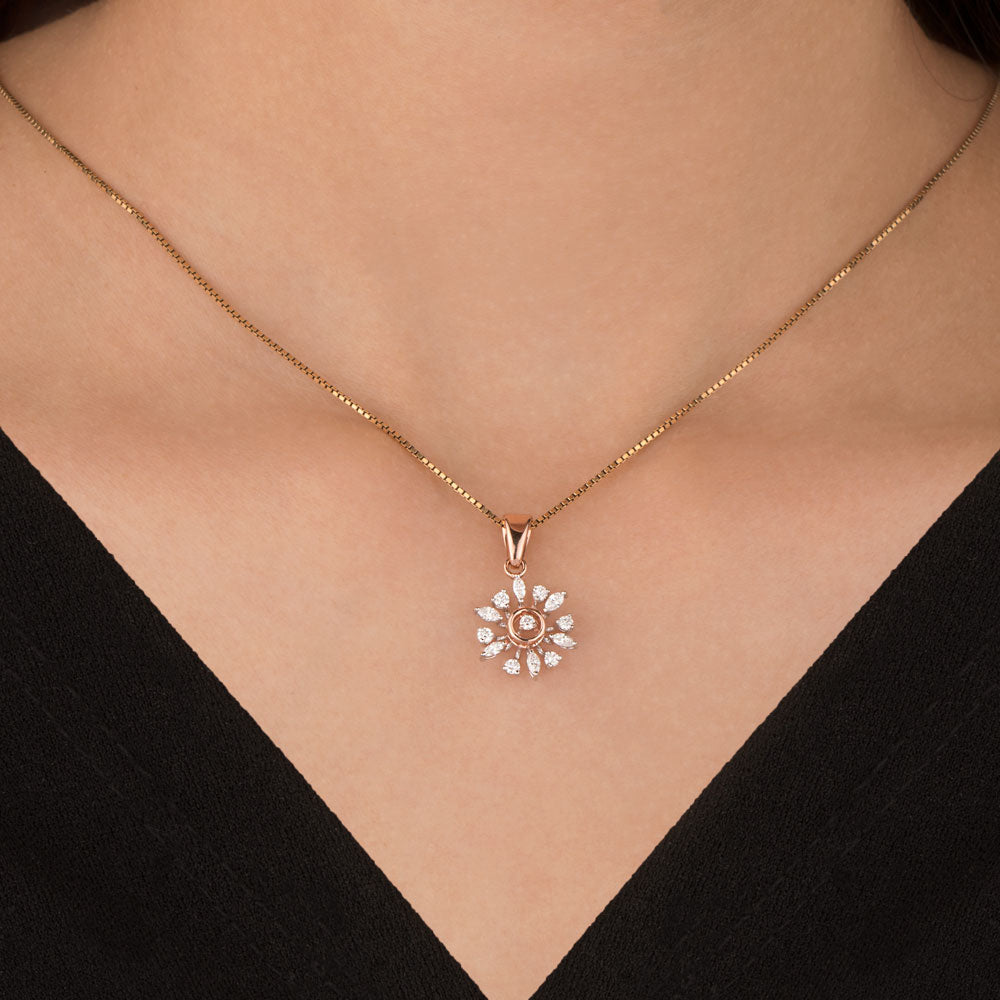 18K Two Tone Gold Diamond Pendant - 0.41ct VVS-EF