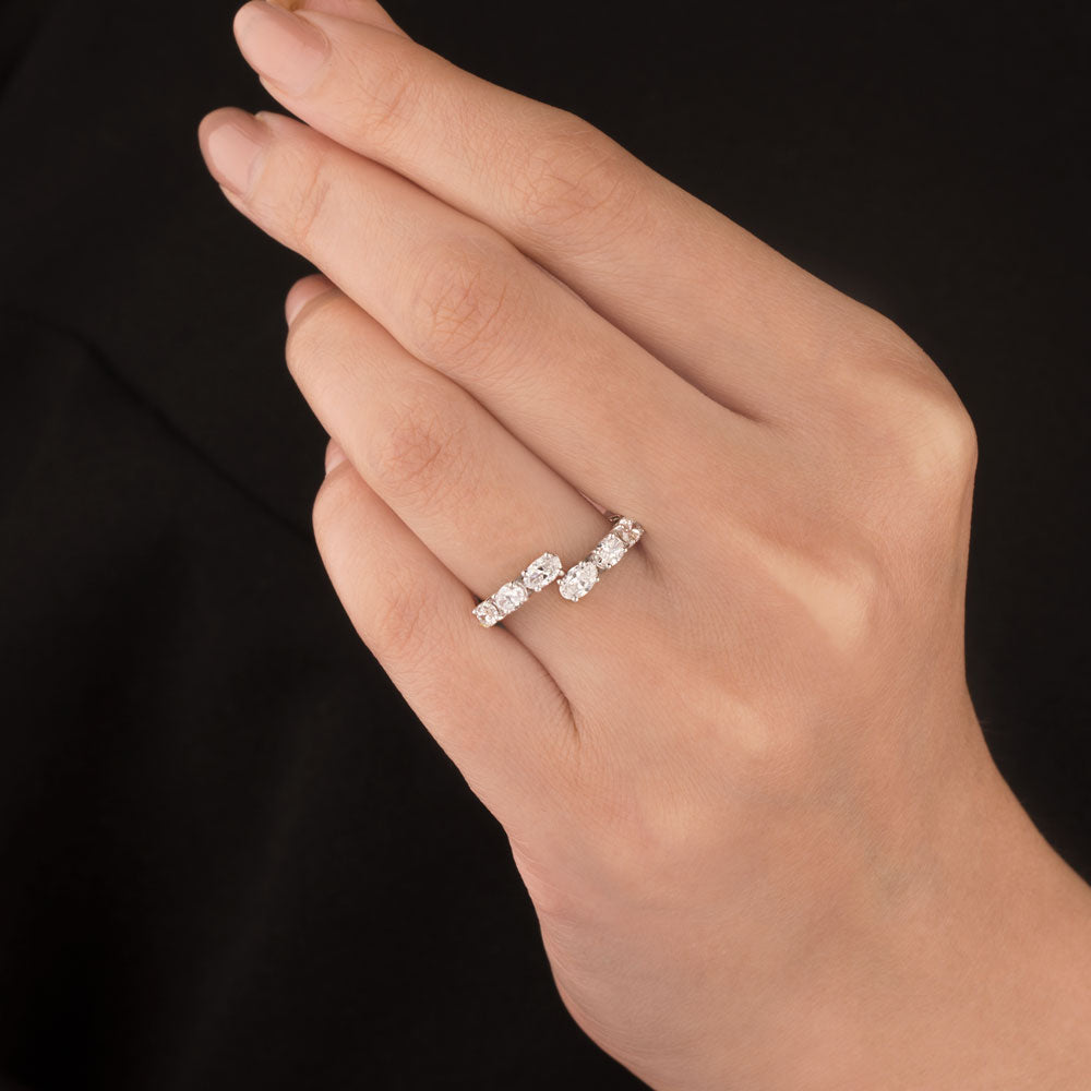 18K Two Tone Gold Diamond Ring - 0.82ct VS-SI-EF