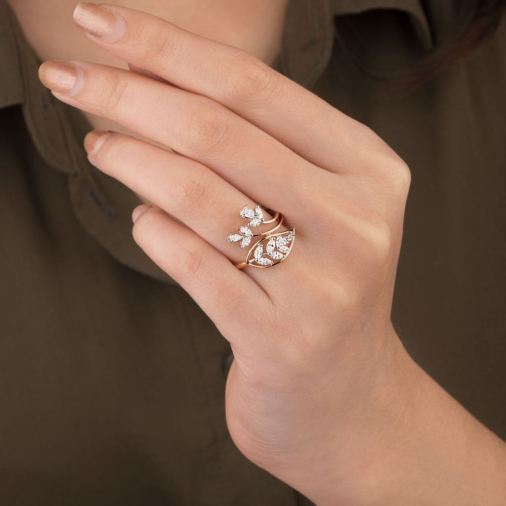 18K Two Tone Gold Diamond Ring - 0.598ct VVS-VS-EF