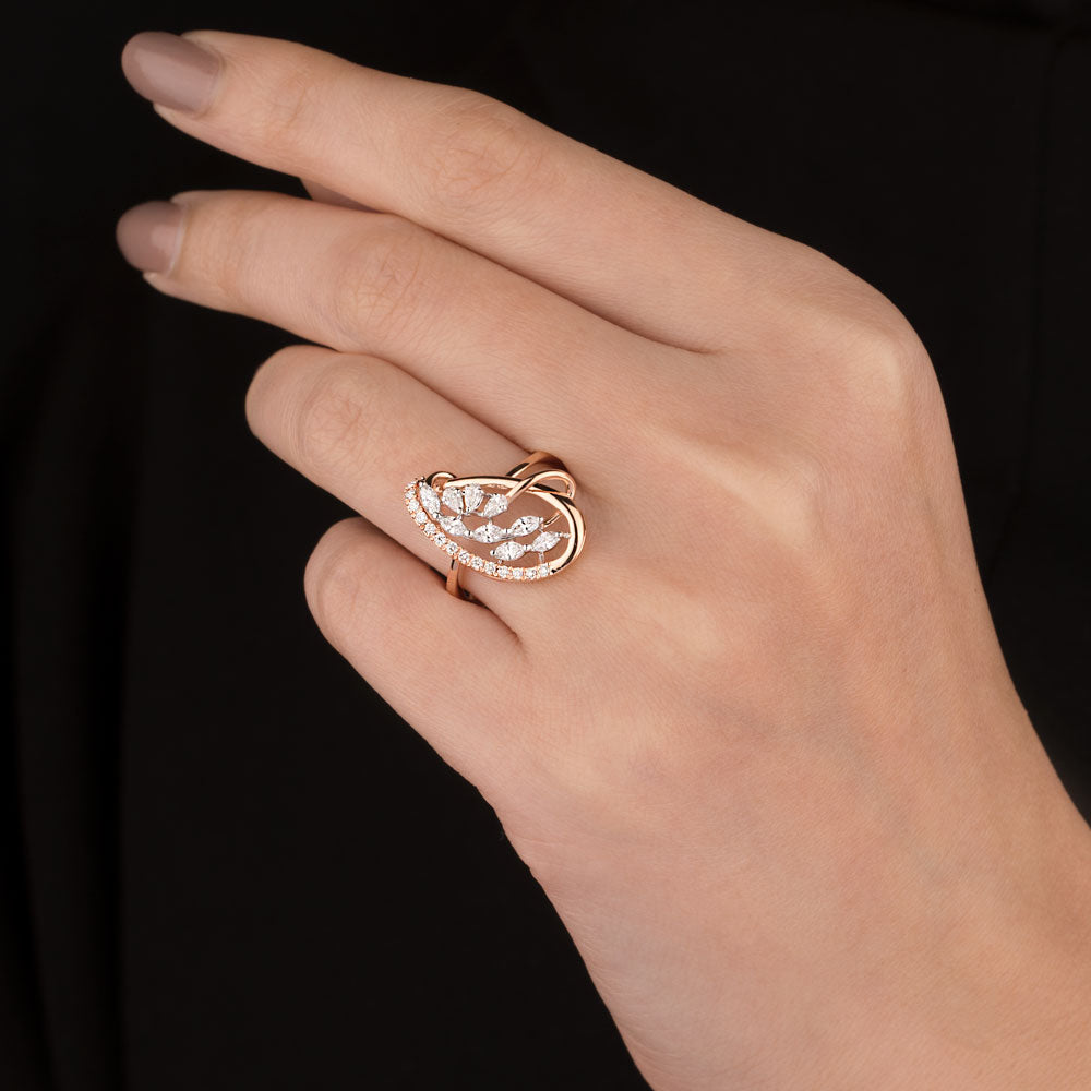 18K Two Tone Gold Diamond Ring - 0.465ct VVS-EF