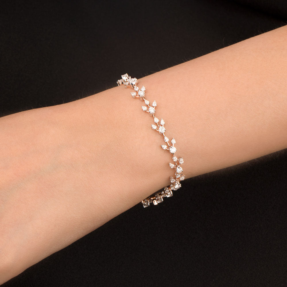 18K Two Tone Gold Diamond Bracelet - 2.87ct VVS-EF