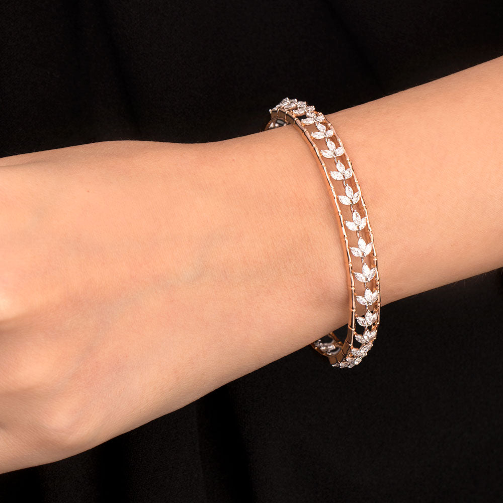 18K Two Tone Gold Diamond Bangle - 4.02ct VVS-EF