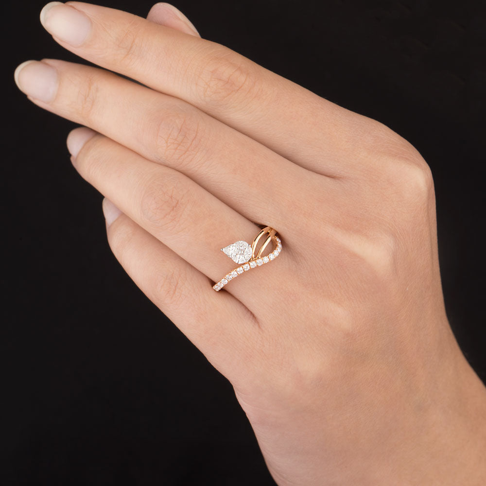 14K Two Tone Gold Diamond Ring - 0.42ct VS-FG