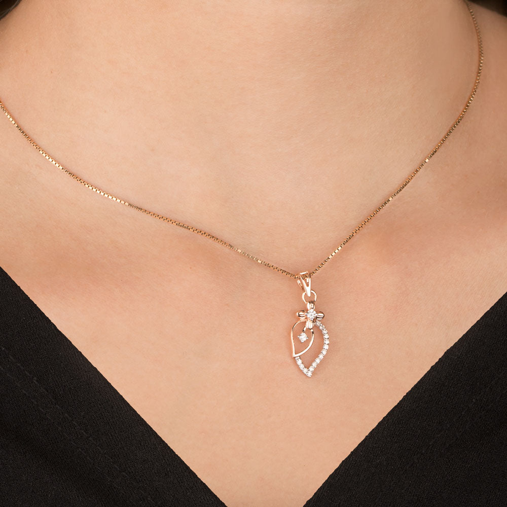 14K Two Tone Gold Diamond Pendant - 0.15ct VVS-VS-GH