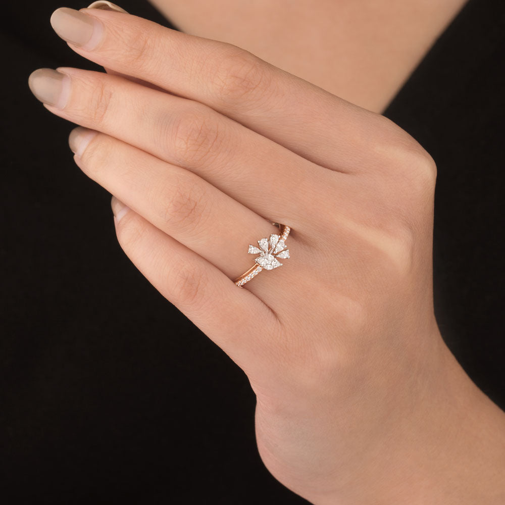 18K Two Tone Gold Diamond Ring - 0.357ct VVS-EF