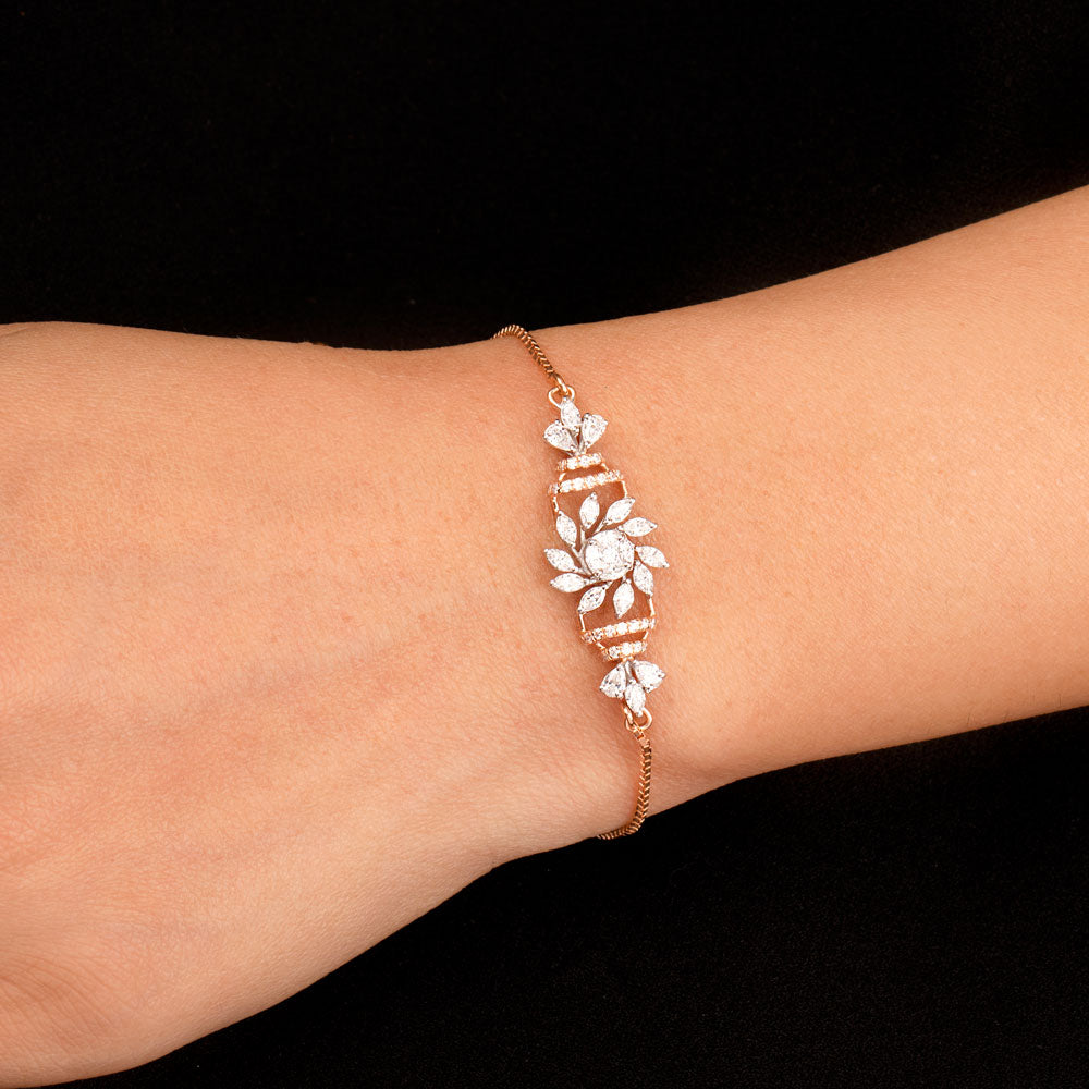 18K Two Tone Gold Diamond Bracelet - 0.842ct VVS-EF