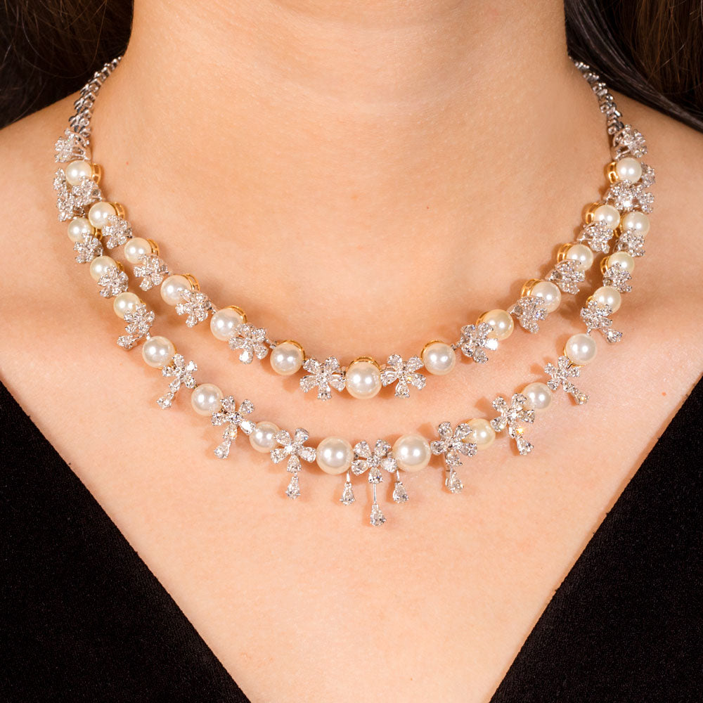 18K Two Tone Gold Diamond Necklace - 13.936ct VVS-VS-HI with Colour Stones