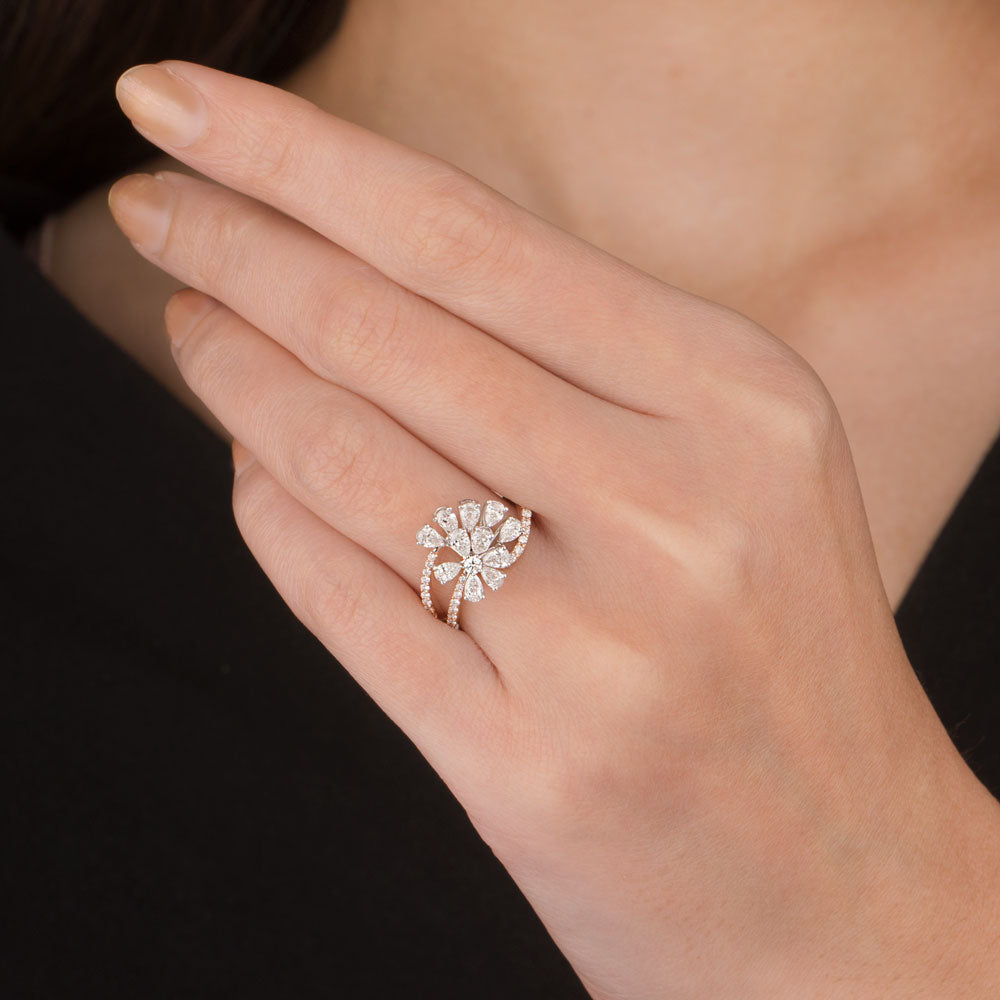 18K Two Tone Gold Diamond Ring - 0.921ct VVS-VS-EF