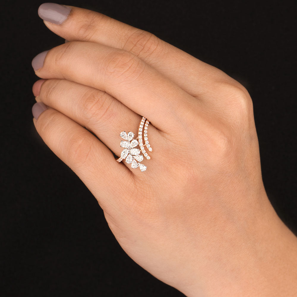 18K Two Tone Gold Diamond Ring - 0.96ct VVS-VS-EF