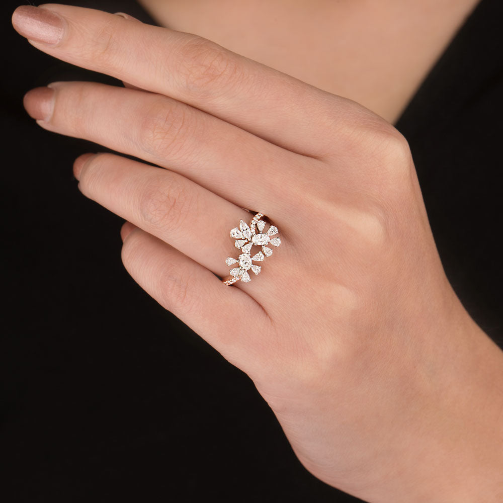 18K Two Tone Gold Diamond Ring - 0.78ct VS-SI-EF
