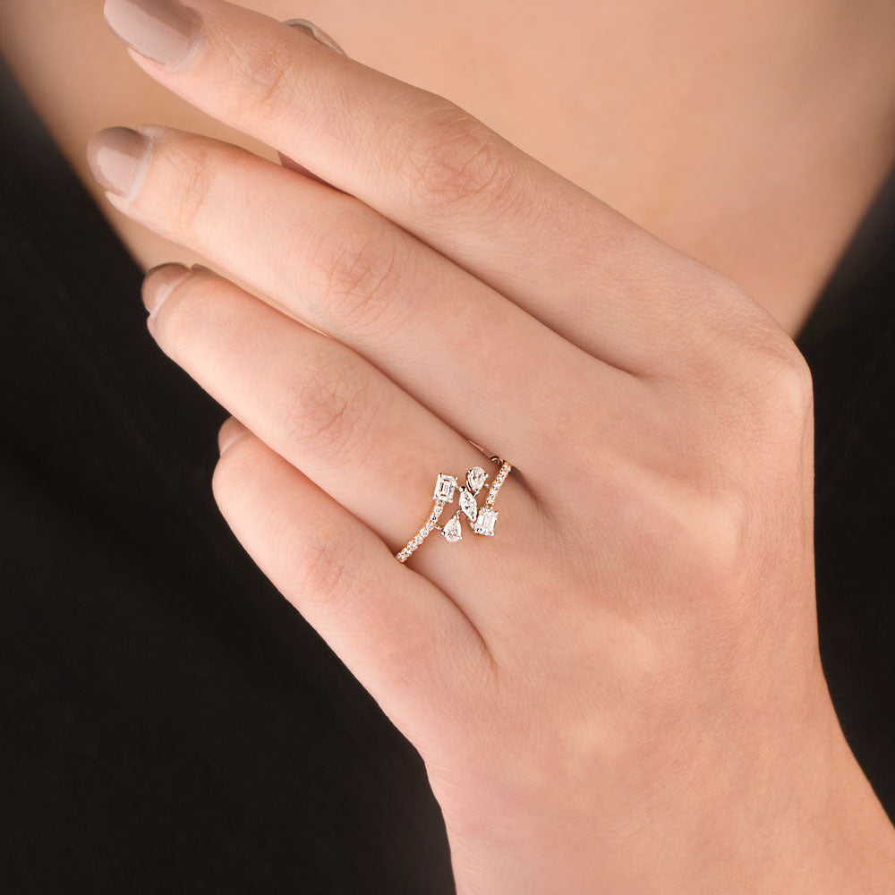 18K Two Tone Gold Diamond Ring - 0.406ct VVS-FG