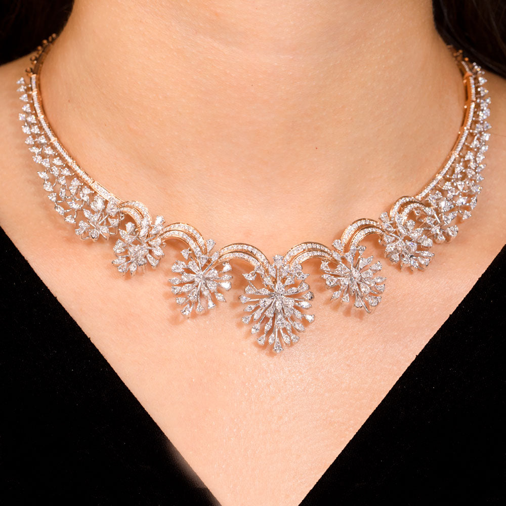 18K Two Tone Gold Diamond Necklace - 7.87ct VVS-EF