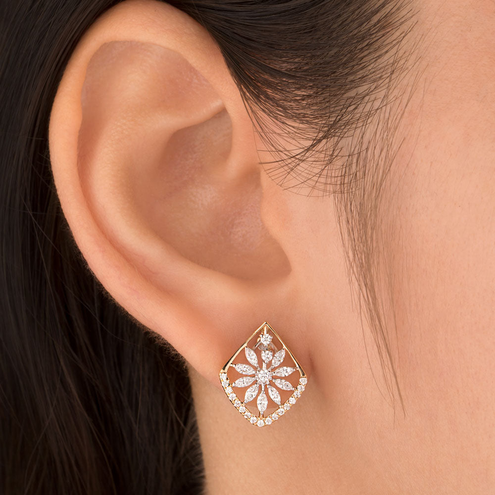18K Two Tone Gold Diamond Earrings - 0.654ct VVS-EF