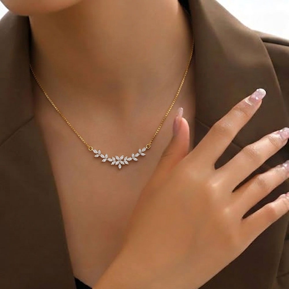 18K Two Tone Gold Diamond Necklace - 0.514ct VVS-VS-EF