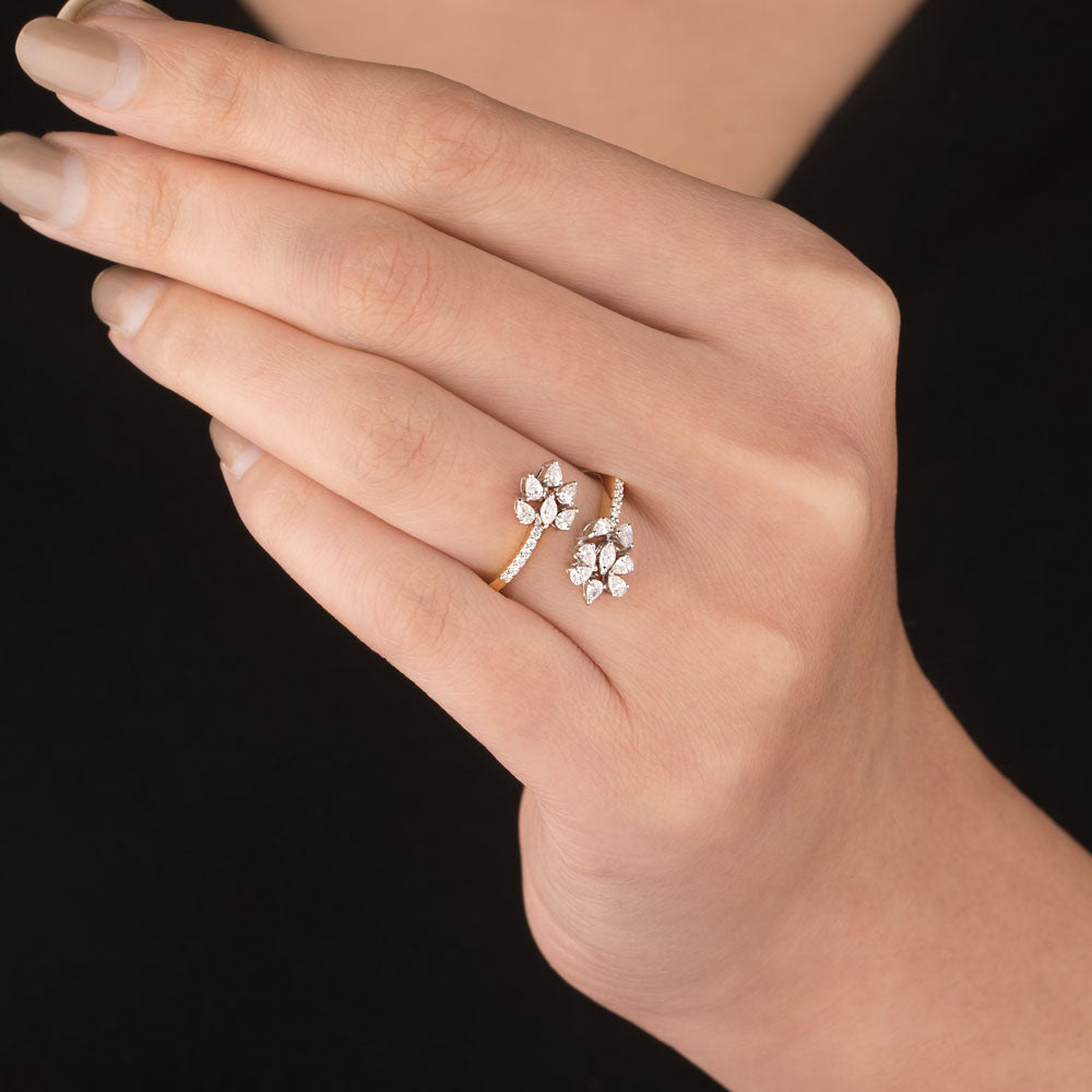 18K Two Tone Gold Diamond Ring - 0.46ct VVS-VS-EF