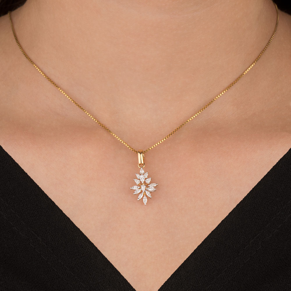 18K Two Tone Gold Diamond Pendant - 0.46ct VVS-EF