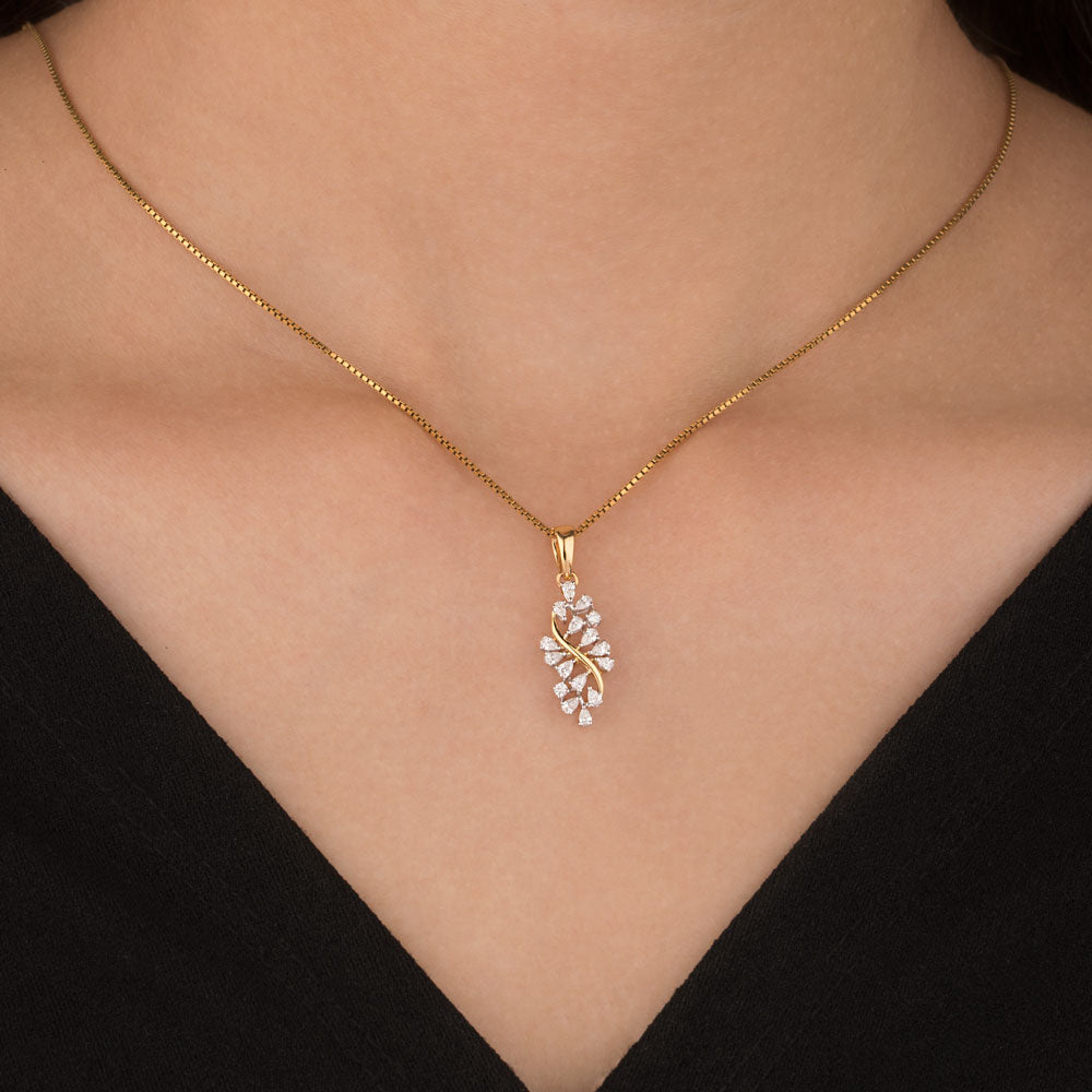 18K Two Tone Gold Diamond Pendant - 0.54ct VVS-EF
