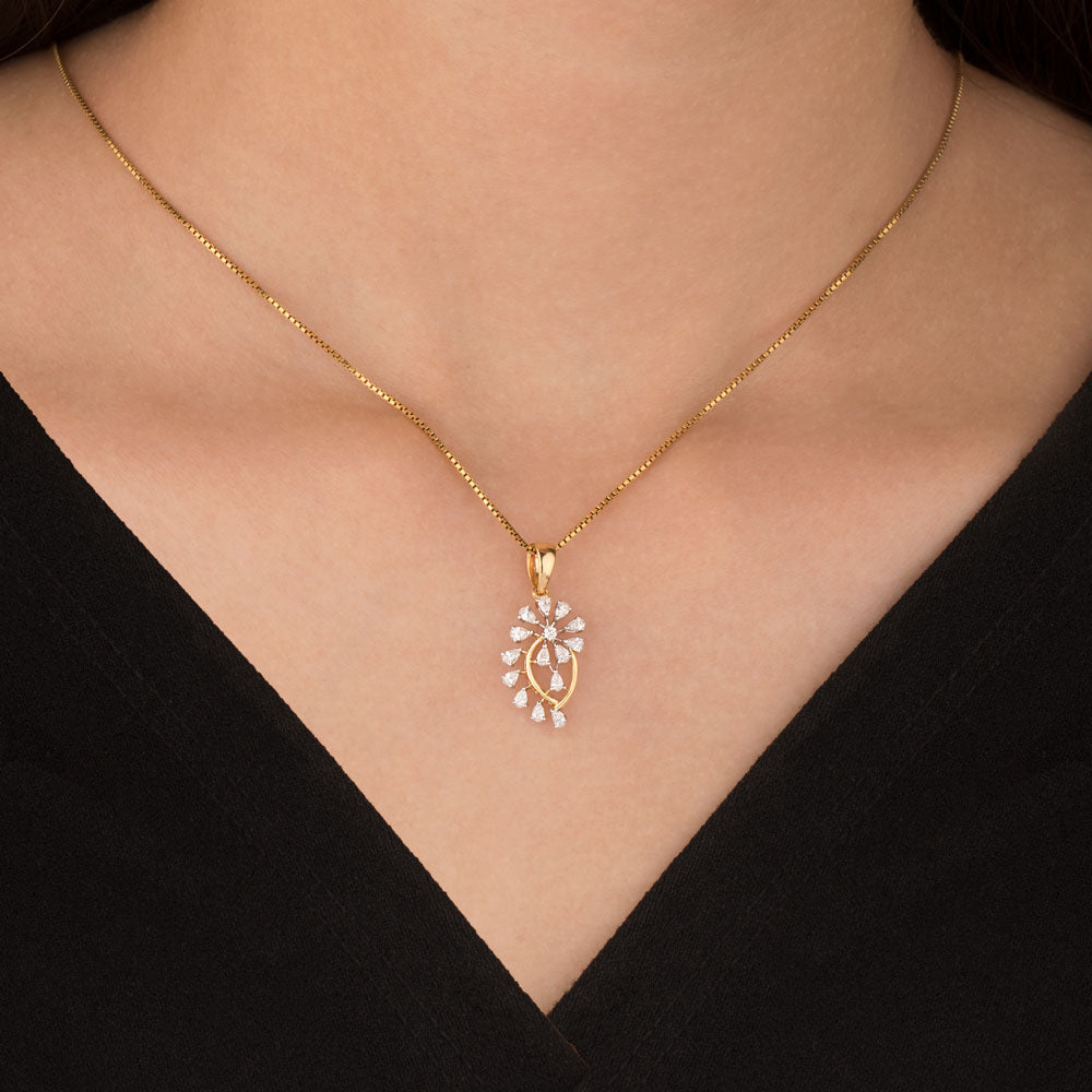 18K Two Tone Gold Diamond Pendant - 0.53ct VVS-EF