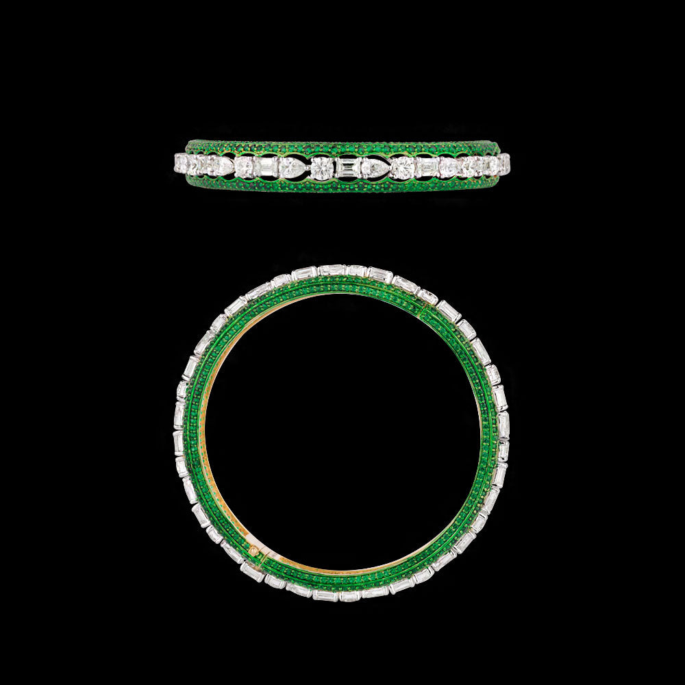 18K Yellow Gold Diamond Bangle - 12.179ct VS-SI-GH with Colour Stones