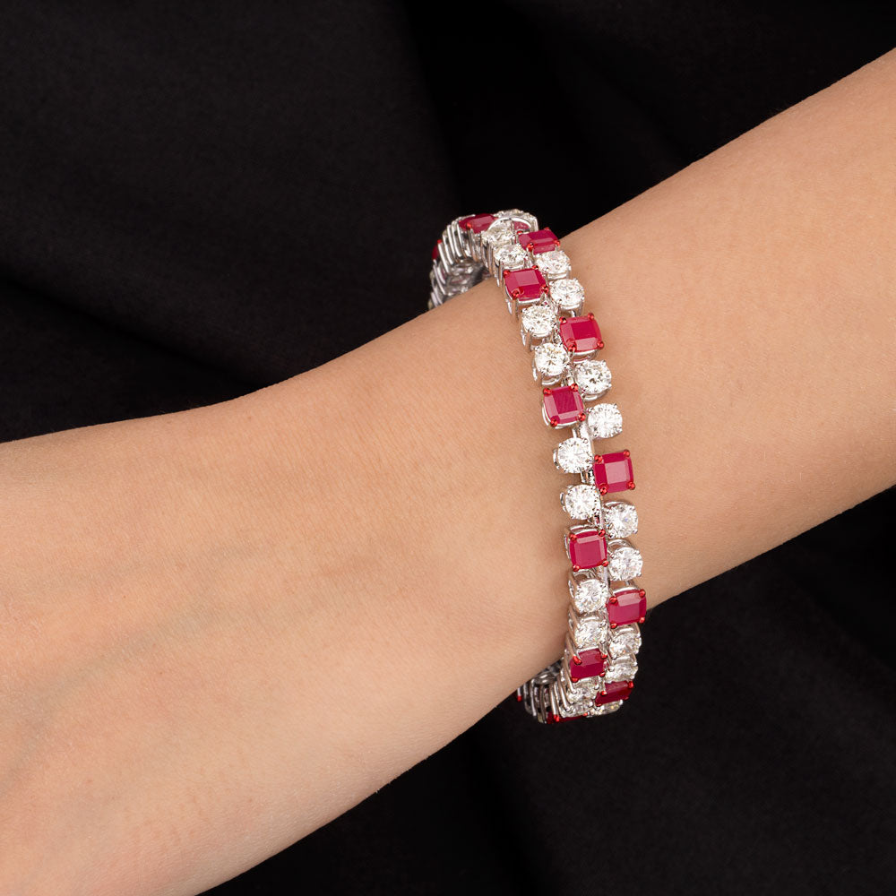 18K White Gold Diamond Bangle - 14.318ct VVS-VS-IJ with Colour Stones