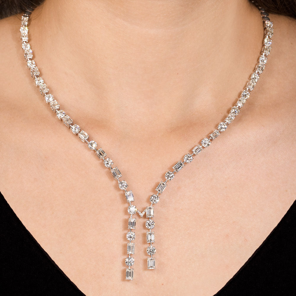 18K White Gold Diamond Necklace - 23.943ct VVS-VS-GHI