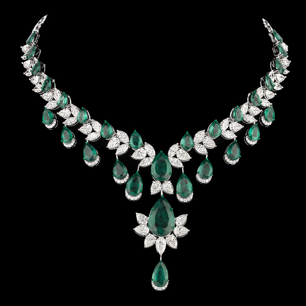 18K White Gold Diamond Necklace - 30.921ct VS-SI-IJ with Colour Stones
