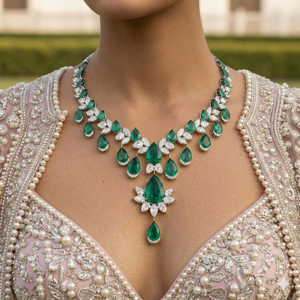 18K White Gold Diamond Necklace - 30.921ct VS-SI-IJ with Colour Stones