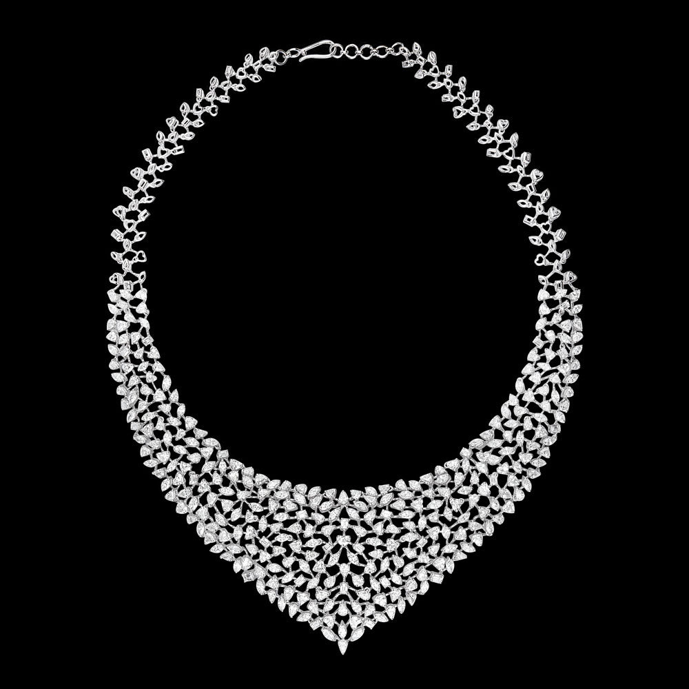 18K White Gold Diamond Necklace - 37.361ct VVS-VS-EF