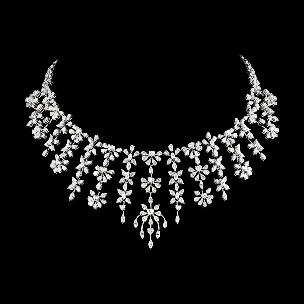 18K White Gold Diamond Necklace - 28.957ct VVS-VS-EF