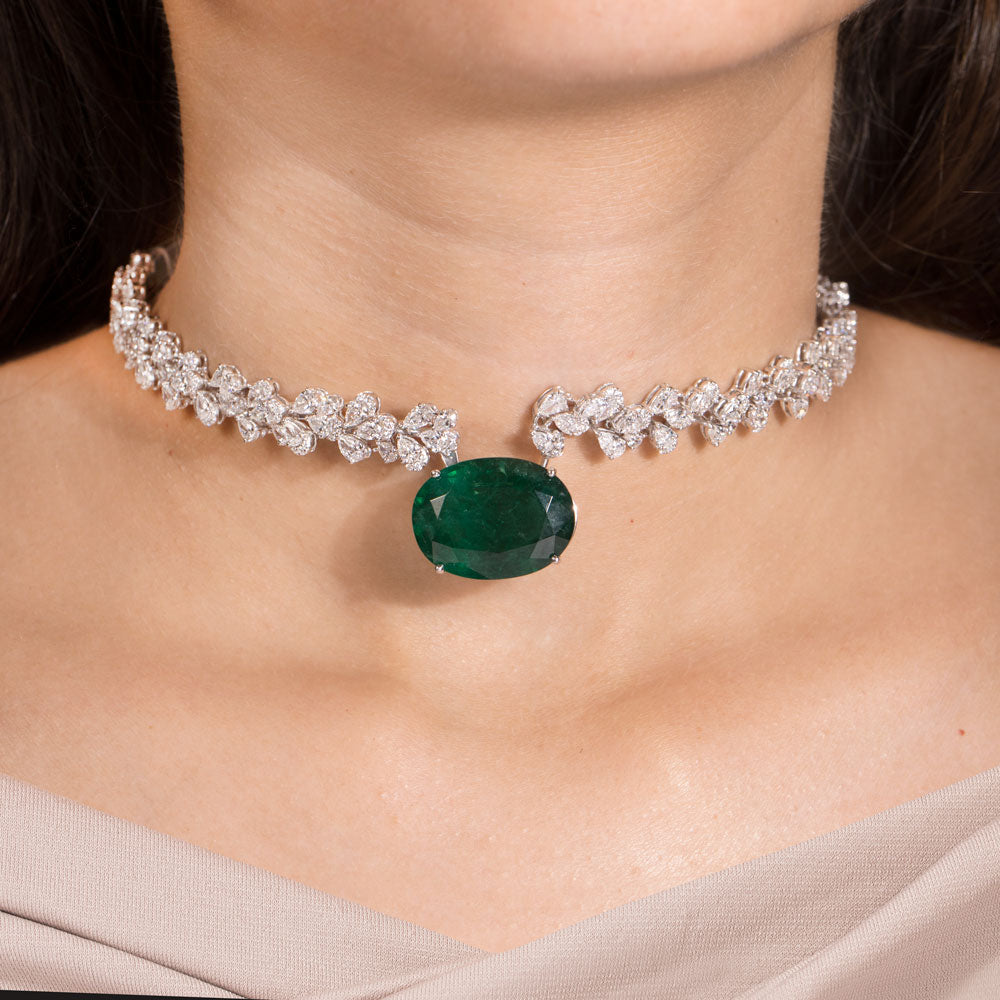 18K White Gold Diamond Necklace - 13.189ct VVS-VS-EF with Colour Stones