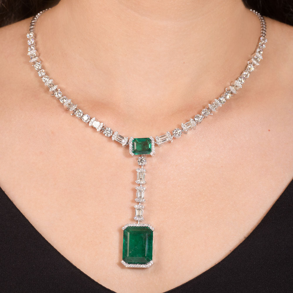 18K White Gold Diamond Necklace - 15.54ct VS-SI-GH with Colour Stones