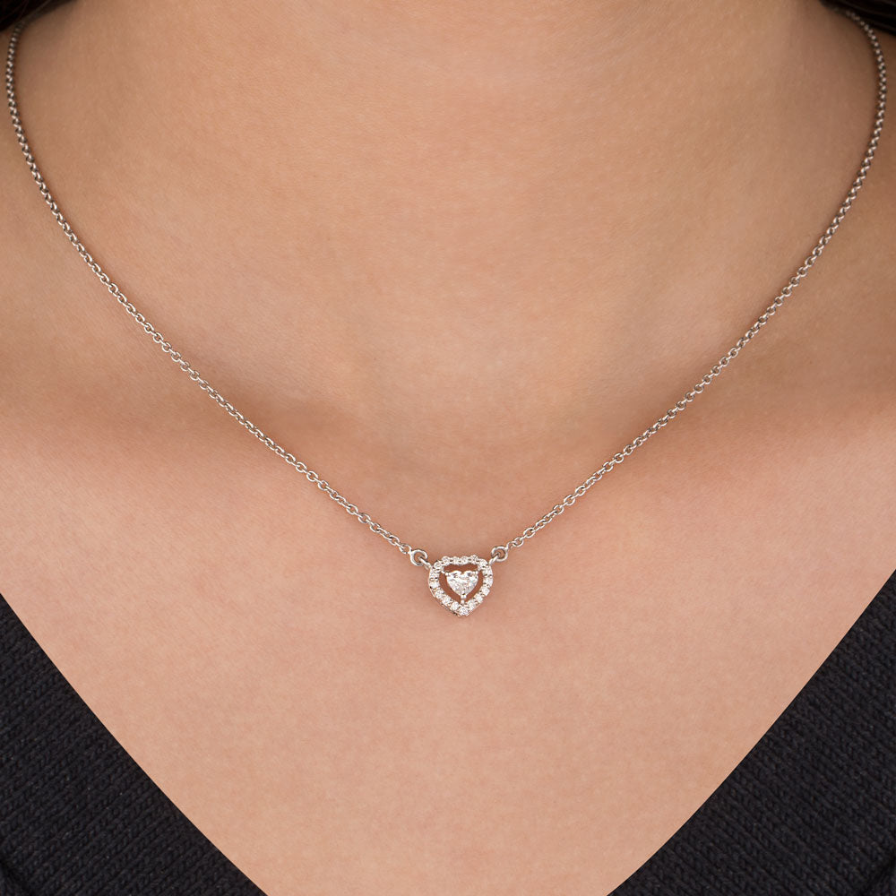 18K White Gold Diamond Pendant - 0.255ct VVS-VS-FG