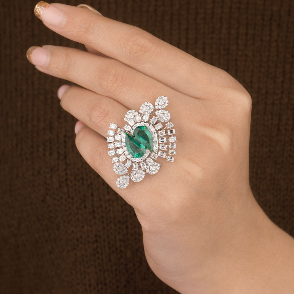 18K White Gold Diamond Ring - 3.815ct VVS-FG with Colour Stones