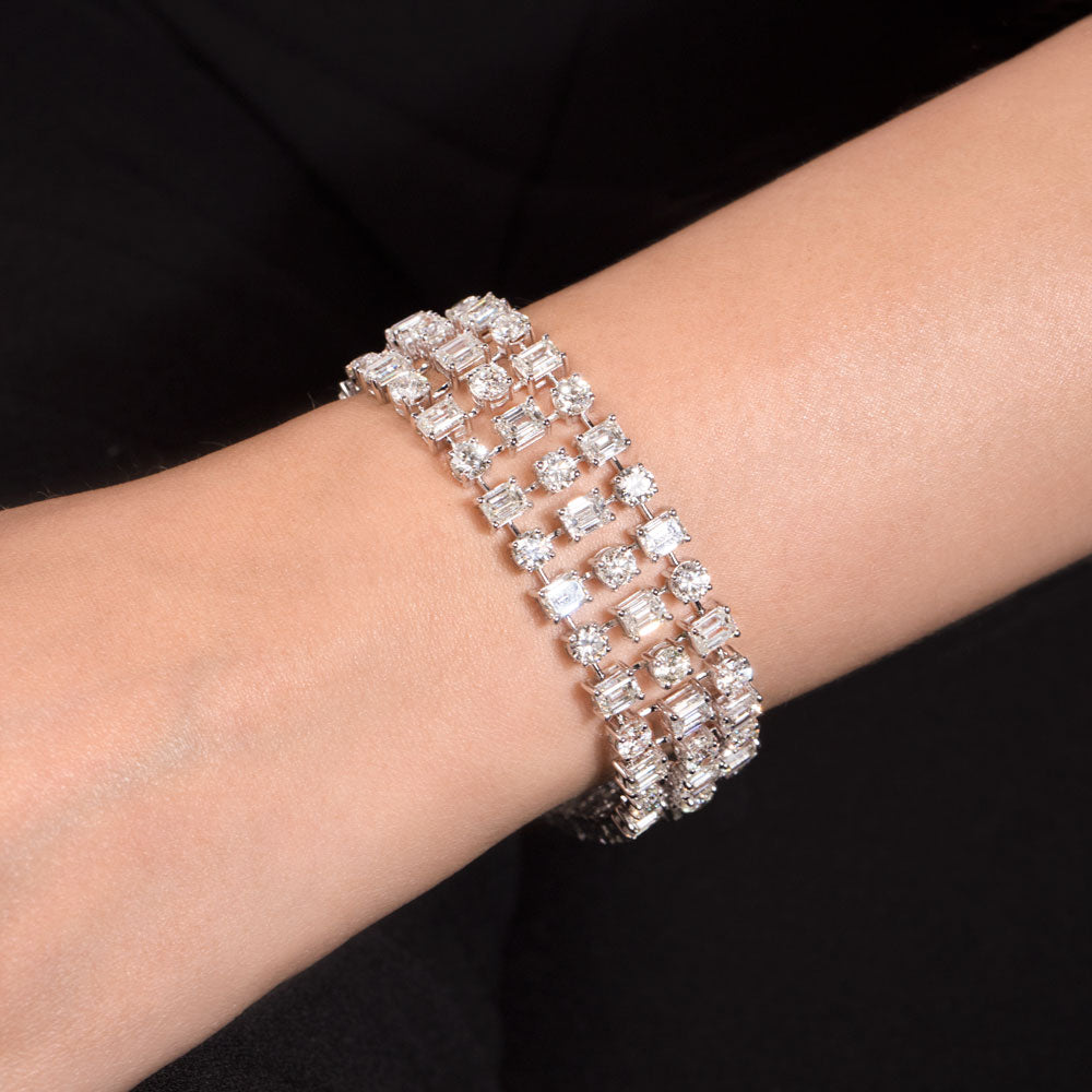 18K White Gold Diamond Bracelet - 34.838ct VVS-VS-GH