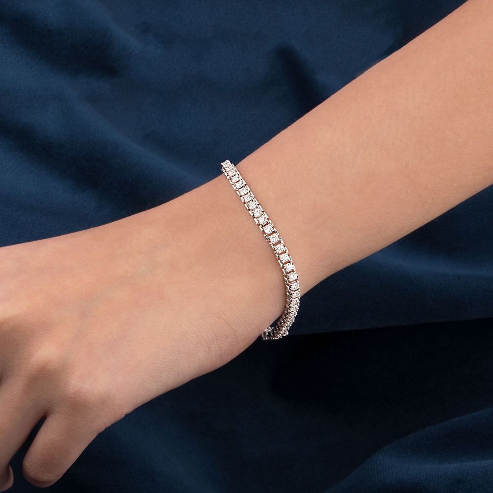 18K White Gold Diamond Bracelet - 3.821ct VVS-VS-IJ