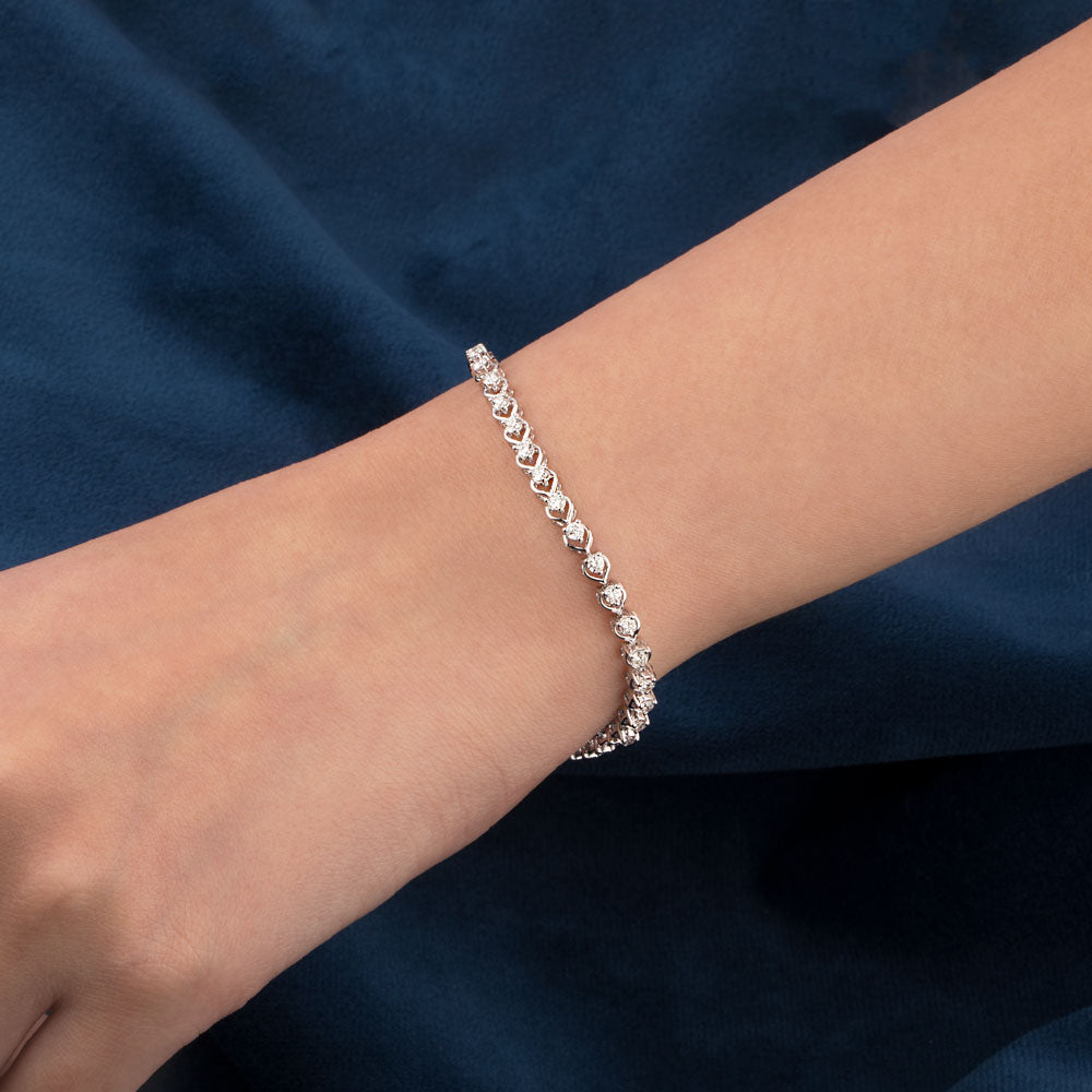 18K White Gold Diamond Bracelet - 0.959ct VVS-VS-IJ