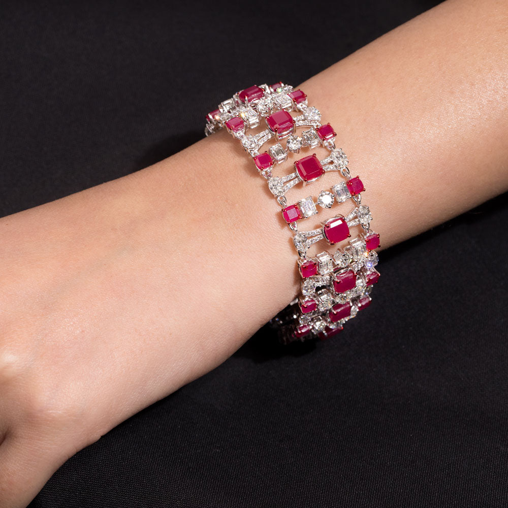 18K White Gold Diamond Bracelet - 18.063ct VS-SI-GH with Colour Stones