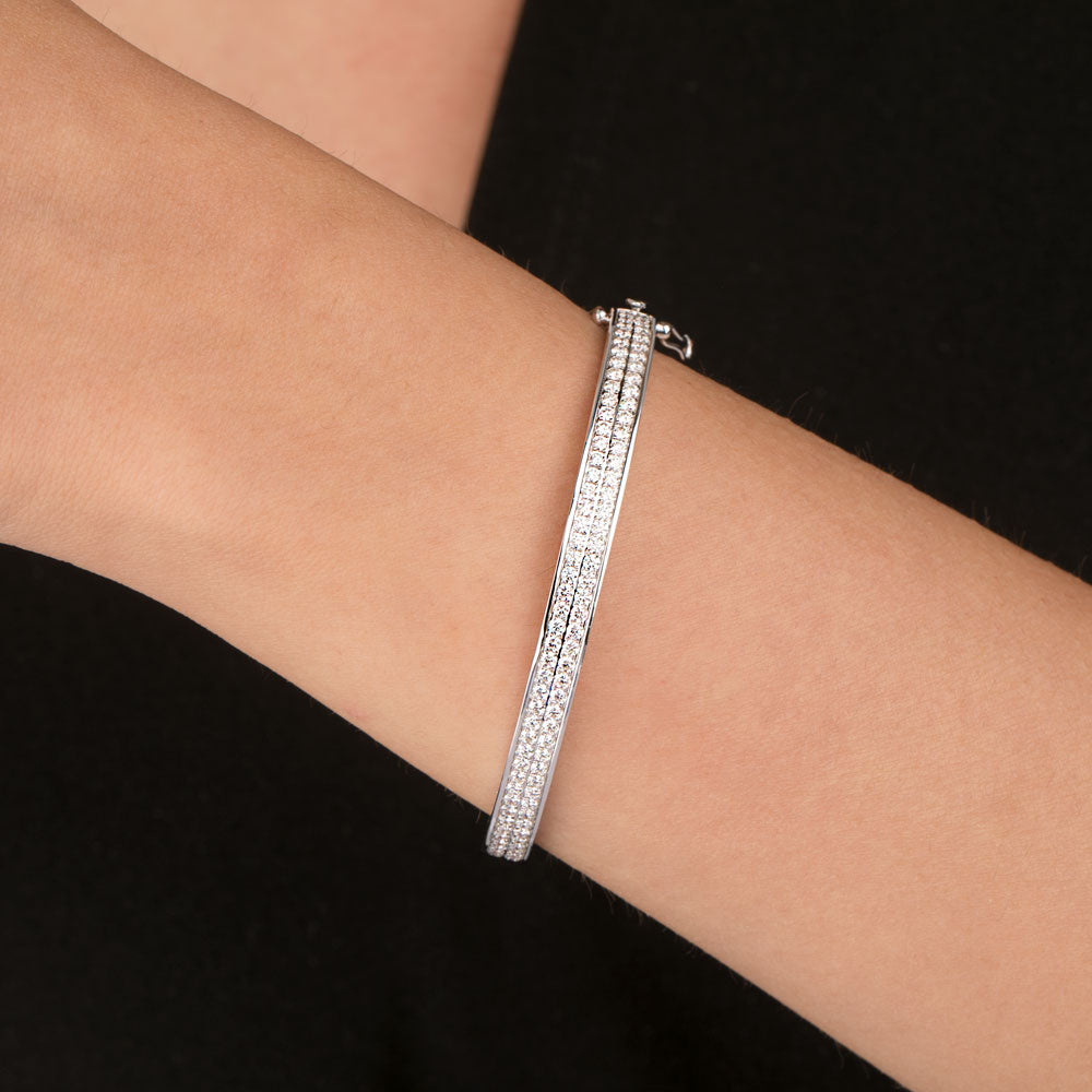 18K White Gold Diamond Kada - 1.987ct VVS-VS-GH