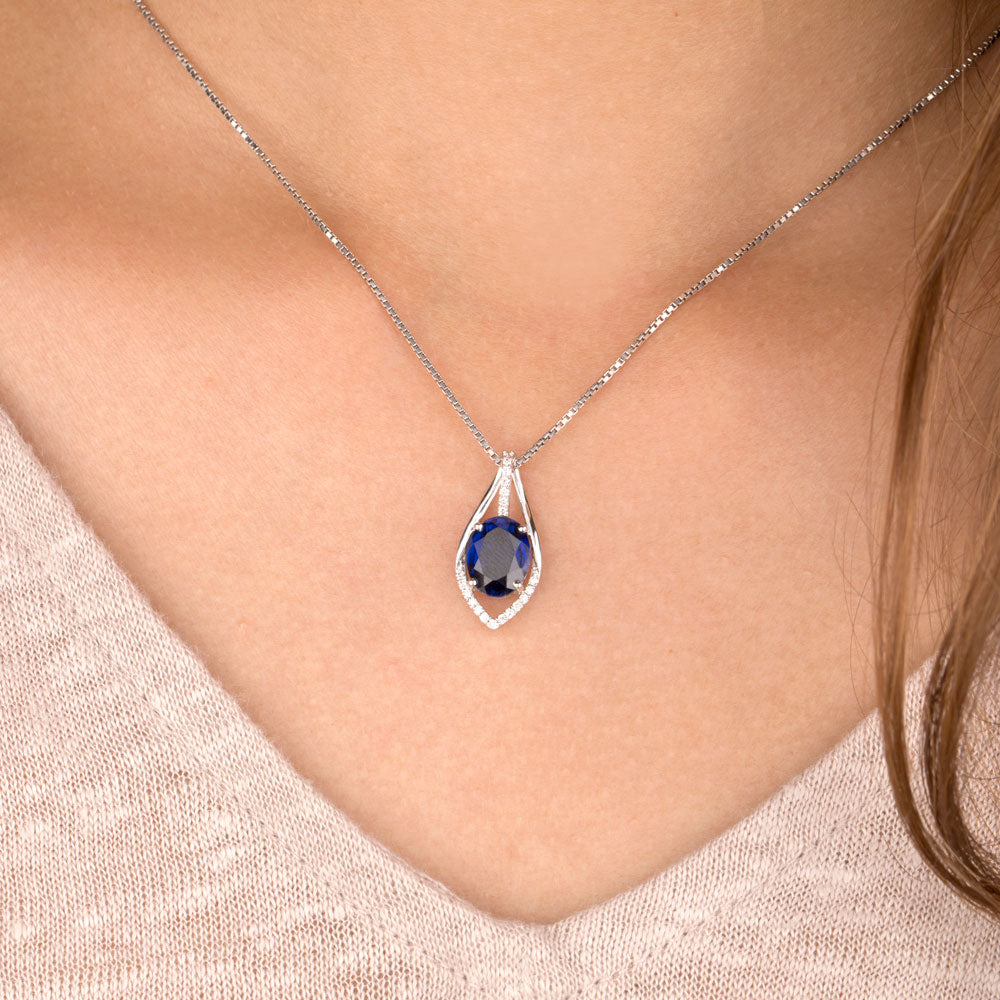 18K White Gold Diamond Pendant - 0.08ct VS-GH with Colour Stones
