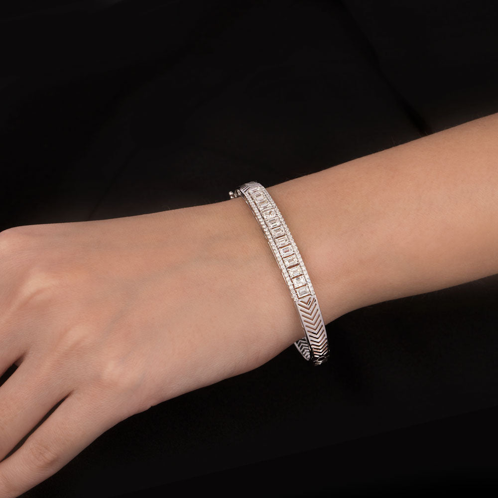 18K White Gold Diamond Kada - 3.013ct VS-SI-GHI